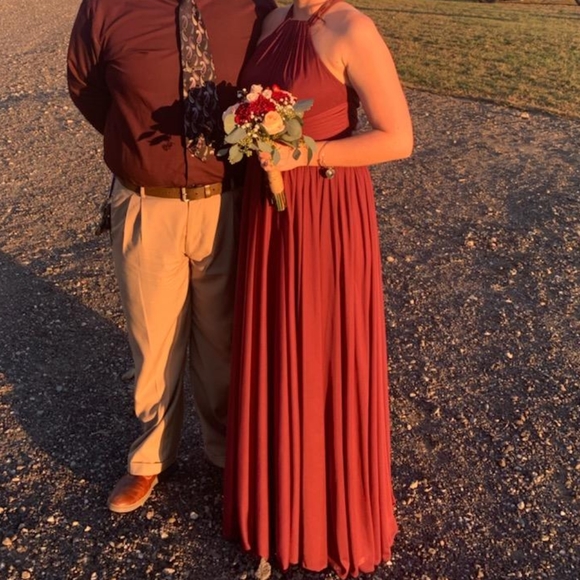 David's Bridal Mesh Wine Bridesmaid's Dress - Picture 3 of 7